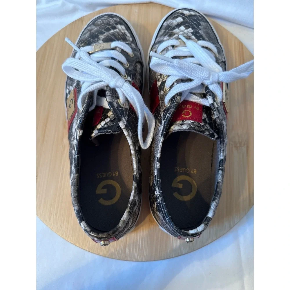G by Guess Women's Snake Print Low Top Sneakers White Laces Red Accent Sz 8M - Picture 6 of 8